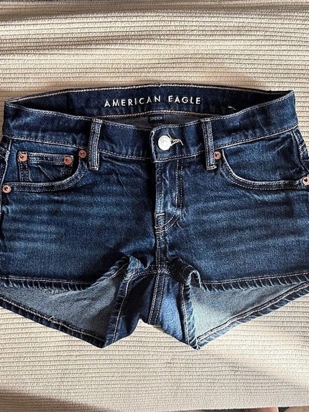 American Eagle Women’s Stretch Denim Short Shorts Dark Wash Size 24